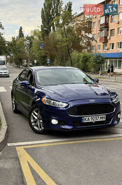 Седан Ford Fusion 2015 в Киеве