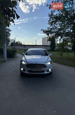 Седан Ford Fusion 2014 в 
