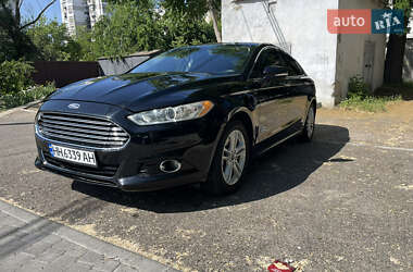 Седан Ford Fusion 2015 в Одесі