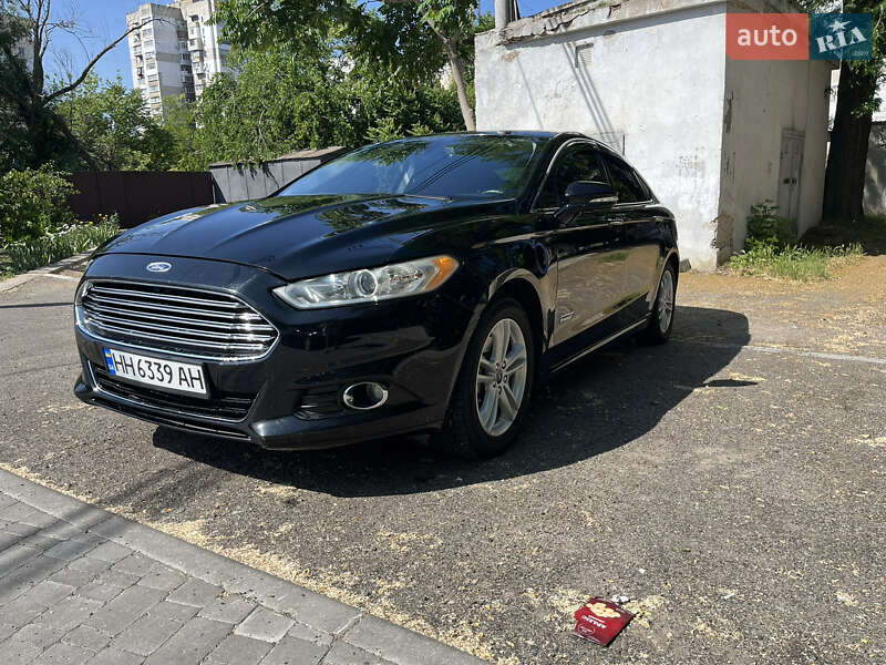 Ford Fusion 2015