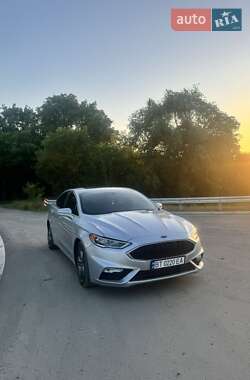 Седан Ford Fusion 2016 в Широком