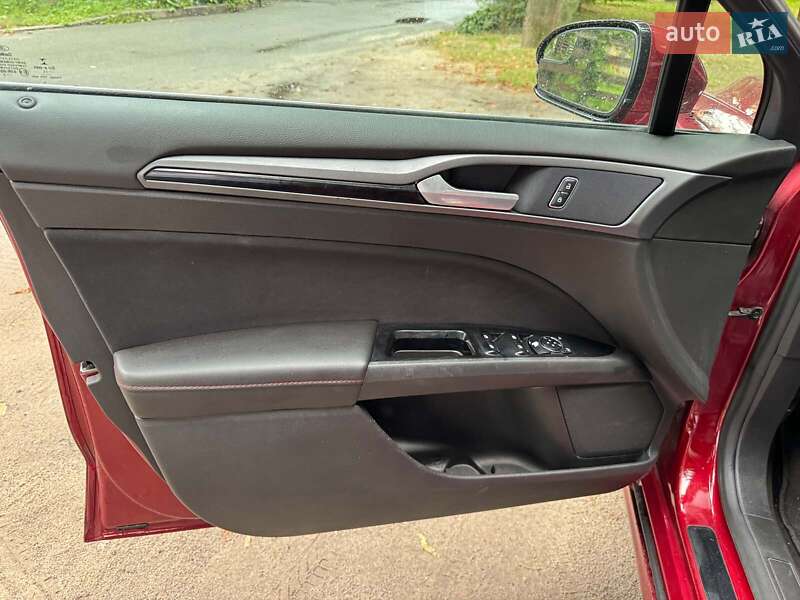 Седан Ford Fusion 2014 в Киеве