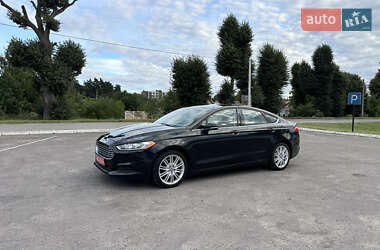 Седан Ford Fusion 2013 в 