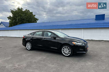 Седан Ford Fusion 2013 в 