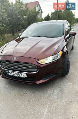 Седан Ford Fusion 2014 в Одесі