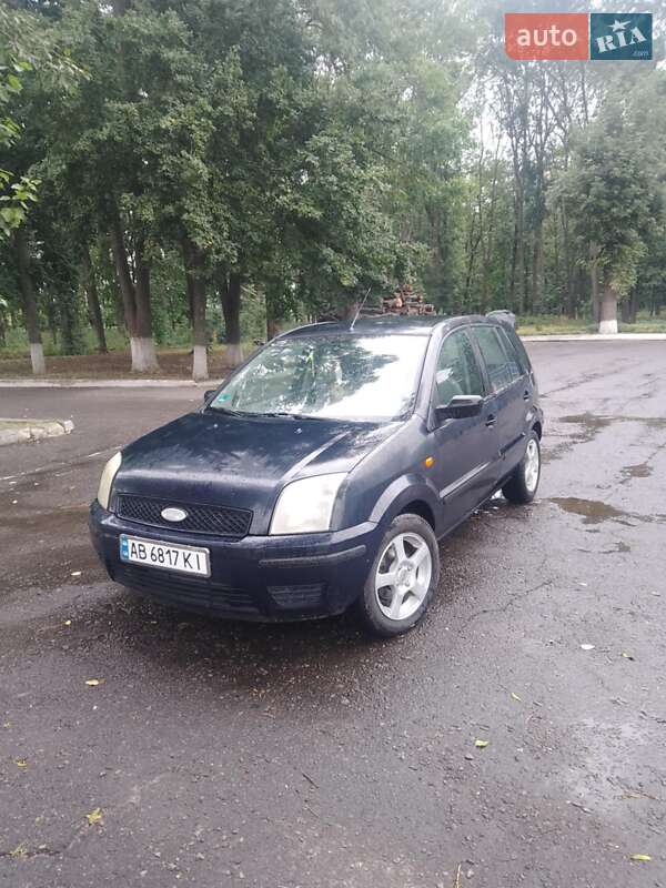 Хэтчбек Ford Fusion 2005 в Теплике