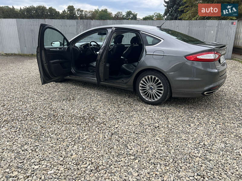 Седан Ford Fusion 2014 в Ивано-Франковске