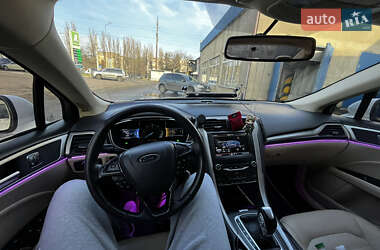 Седан Ford Fusion 2014 в 
