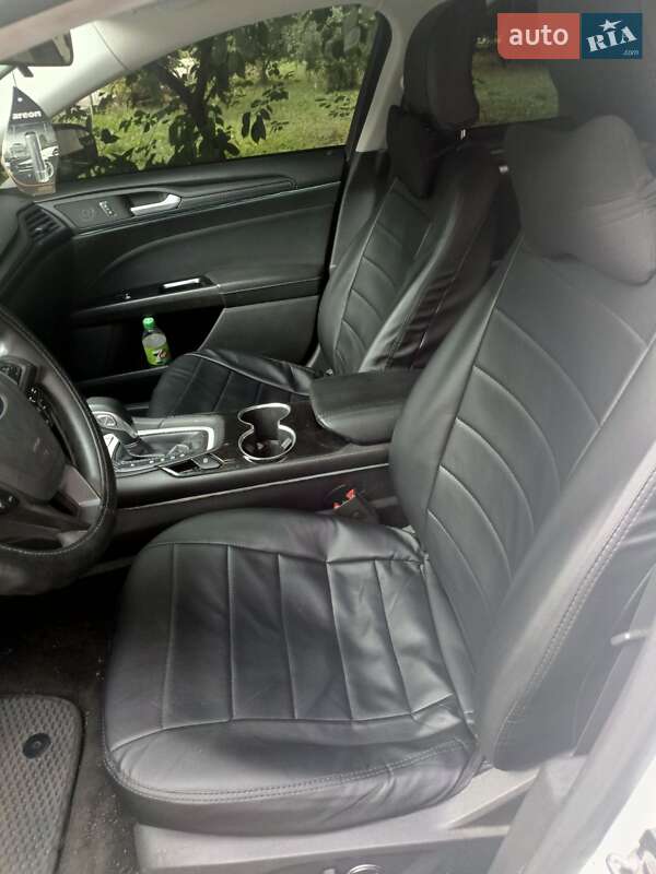 Седан Ford Fusion 2015 в Києві