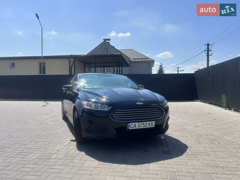 Седан Ford Fusion 2016 в Черкассах