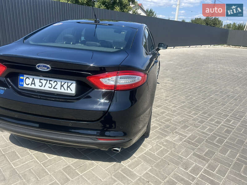 Седан Ford Fusion 2016 в Черкассах
