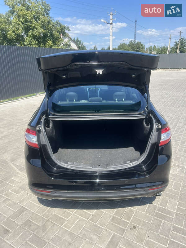 Седан Ford Fusion 2016 в Черкассах