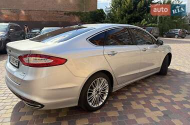 Седан Ford Fusion 2014 в 