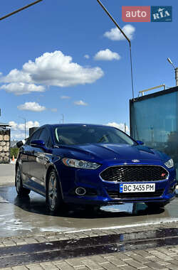 Седан Ford Fusion 2013 в 