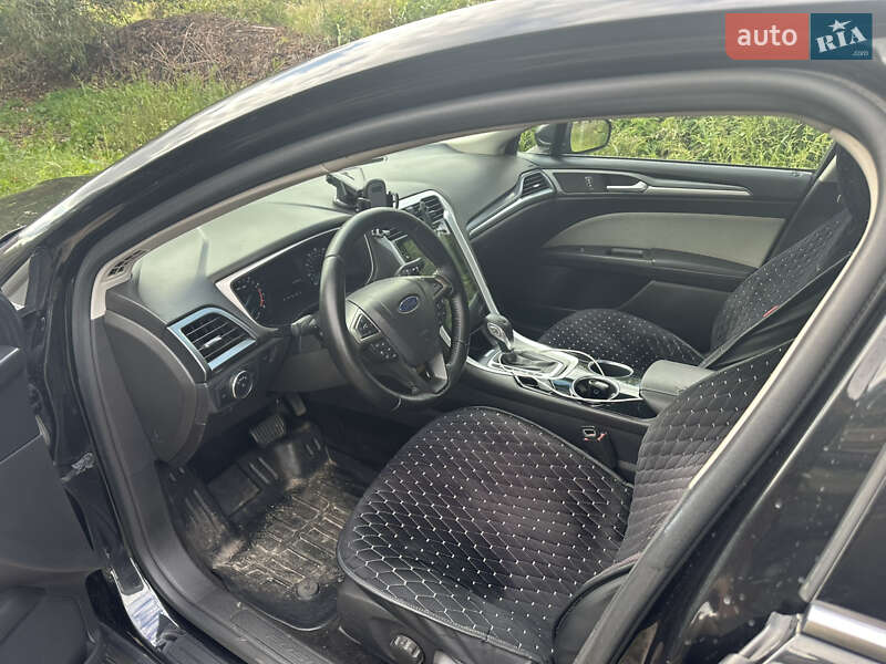 Седан Ford Fusion 2013 в Харкові