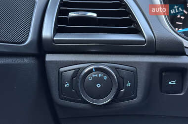 Седан Ford Fusion 2014 в 