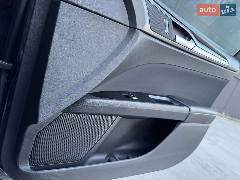 Седан Ford Fusion 2014 в Києві