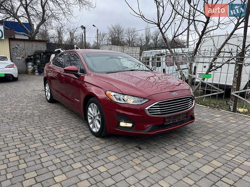 Ford Fusion 2019