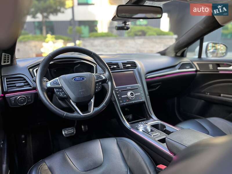 Седан Ford Fusion 2016 в Киеве фото 31 Седан Ford Fusion 2016 в Киеве