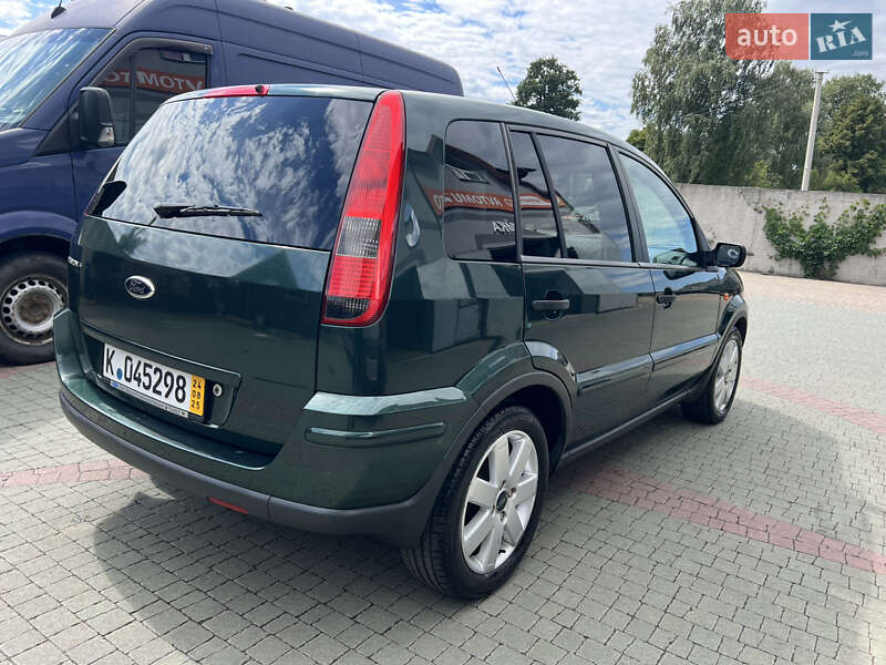 Седан Ford Fusion 2025 в 