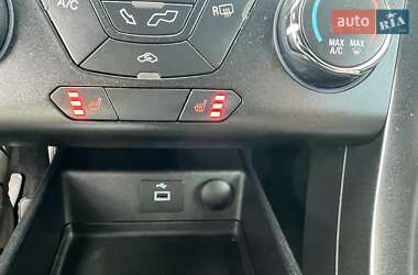 Седан Ford Fusion 2017 в 