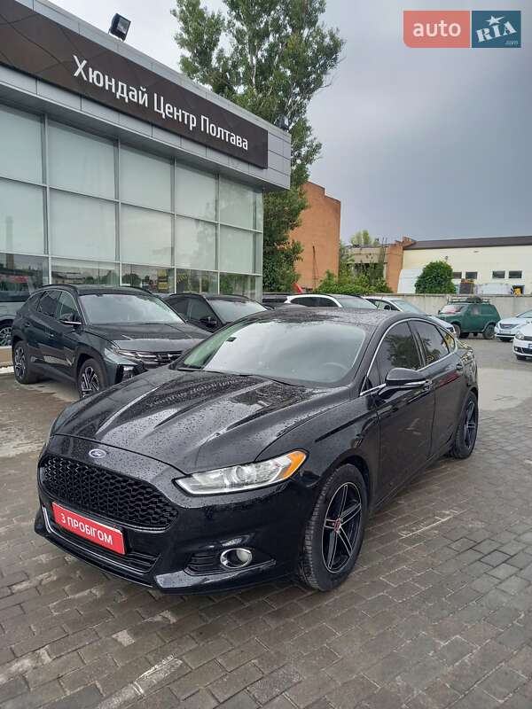 Седан Ford Fusion 2015 в 