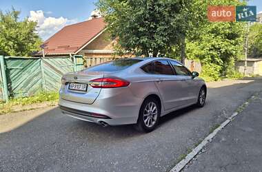 Седан Ford Fusion 2017 в 