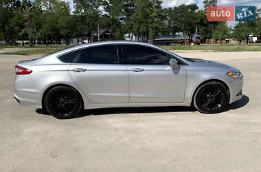Седан Ford Fusion 2012 в 