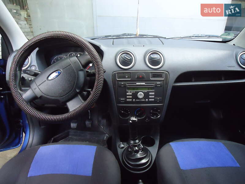 Хэтчбек Ford Fusion 2006 в Умани фото 17 Хэтчбек Ford Fusion 2006 в Умани