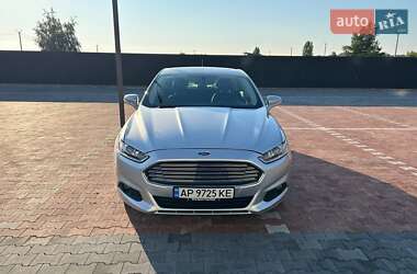 Седан Ford Fusion 2015 в 