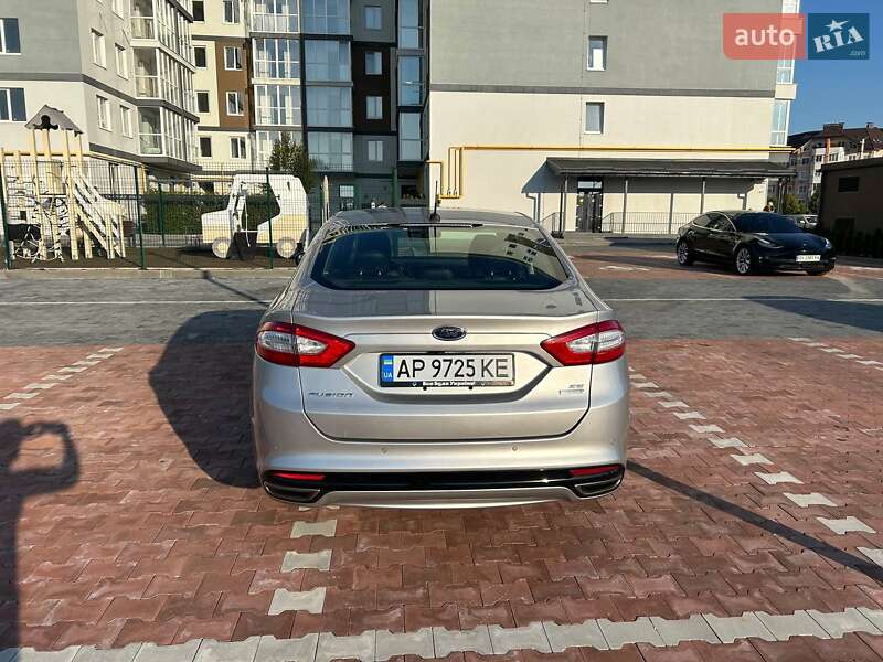 Седан Ford Fusion 2015 в Киеве