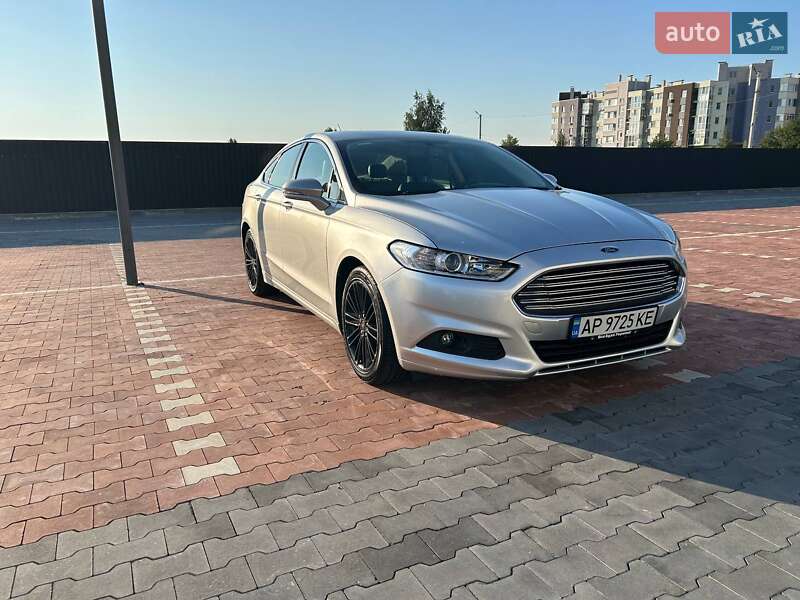 Седан Ford Fusion 2015 в Киеве