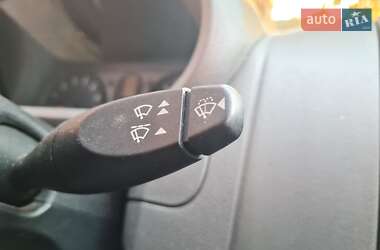 Хетчбек Ford Fusion 2003 в 