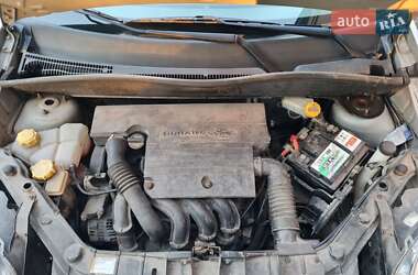 Хетчбек Ford Fusion 2003 в 