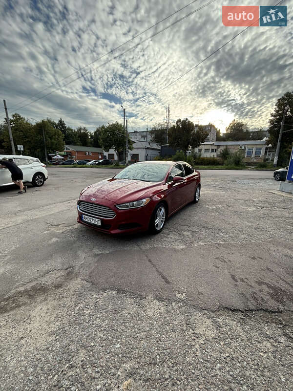Седан Ford Fusion 2015 в Житомирі