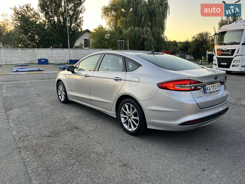 Седан Ford Fusion 2017 в Києві