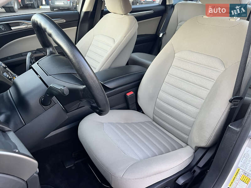 Седан Ford Fusion 2017 в Києві