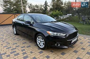 Седан Ford Fusion 2014 в 