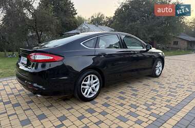 Седан Ford Fusion 2014 в 