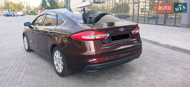 Седан Ford Fusion 2019 в Днепре