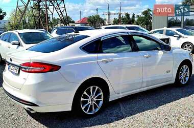 Седан Ford Fusion 2017 в Кременчуці