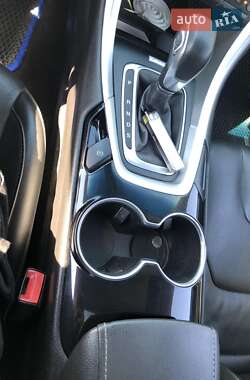 Седан Ford Fusion 2014 в 