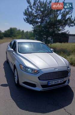 Седан Ford Fusion 2014 в 