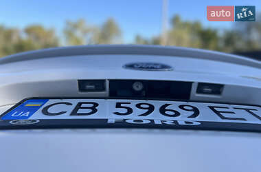 Седан Ford Fusion 2014 в 
