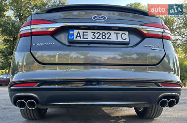 Седан Ford Fusion 2017 в 