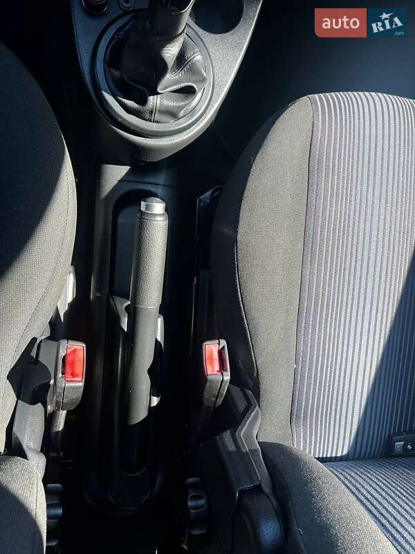 Хэтчбек Ford Fusion 2009 в Кременчуге фото 19 Хэтчбек Ford Fusion 2009 в Кременчуге