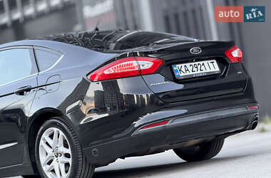 Седан Ford Fusion 2014 в 