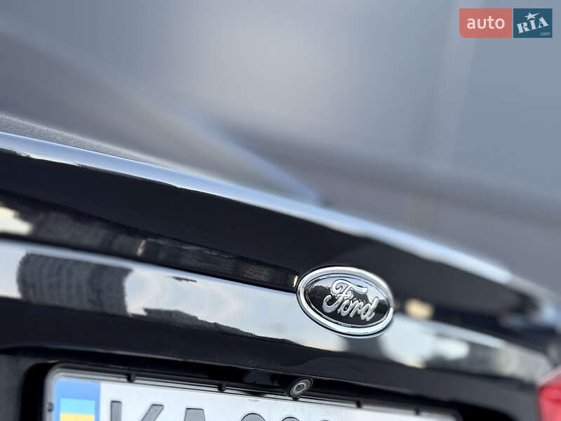 Седан Ford Fusion 2014 в Києві