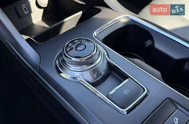 Седан Ford Fusion 2017 в 