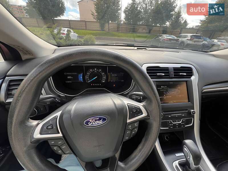 Седан Ford Fusion 2016 в Софиевской Борщаговке